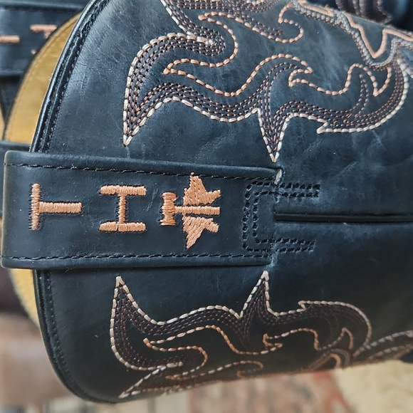 Men's *Keep Out With Longhorn Lights" Handmade Brown Leather Cowboy Boots ๐ค ๐ข๐ - Picture 8 of 17